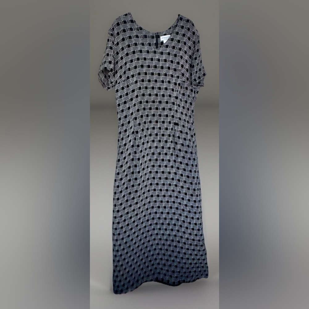 Liz Claiborne LizSport Short Sleeve V-Neck Lined Maxi Dress Black/White Check 12
